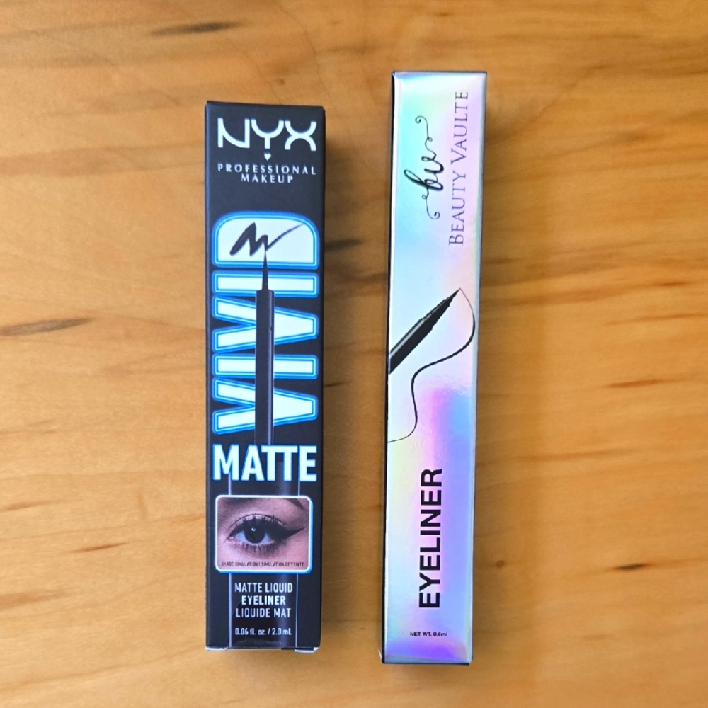 NIB Set of 2 Liquid Eyeliners In Black
